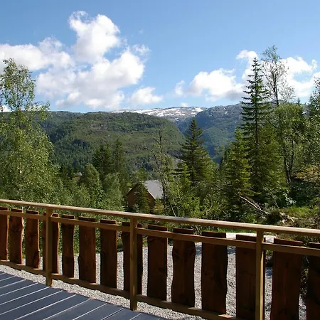 - Fjellangerveien 155b * Lavik (Hordaland)